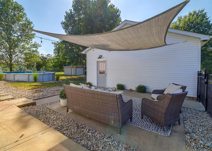 Fire Pit & Fenced Yard! Peaceful Ferienhaus