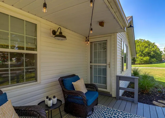 Fire Pit & Fenced Yard! Peaceful Ferienhaus *